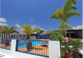 Villa CHAO private heated pool, garden, wifi, A/C